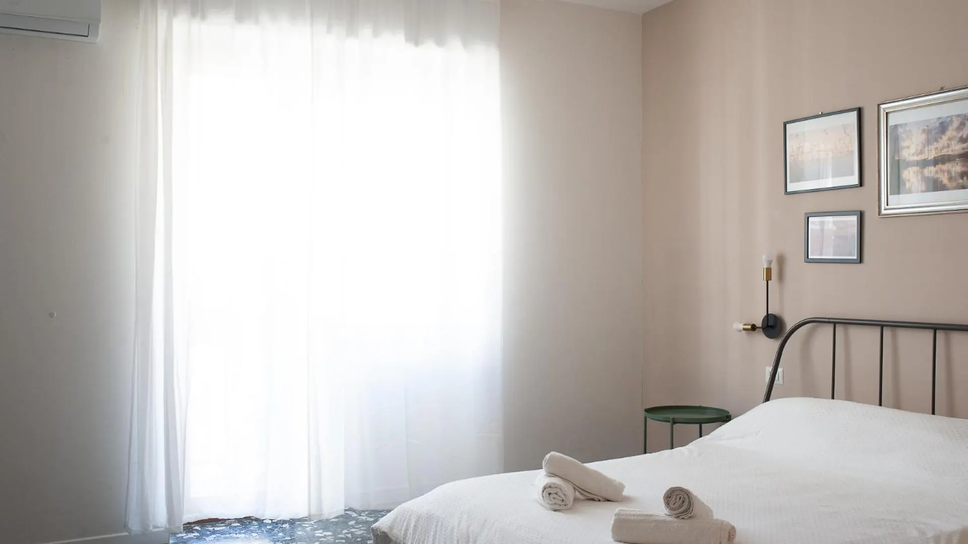 Four Rooms Alghero Italy